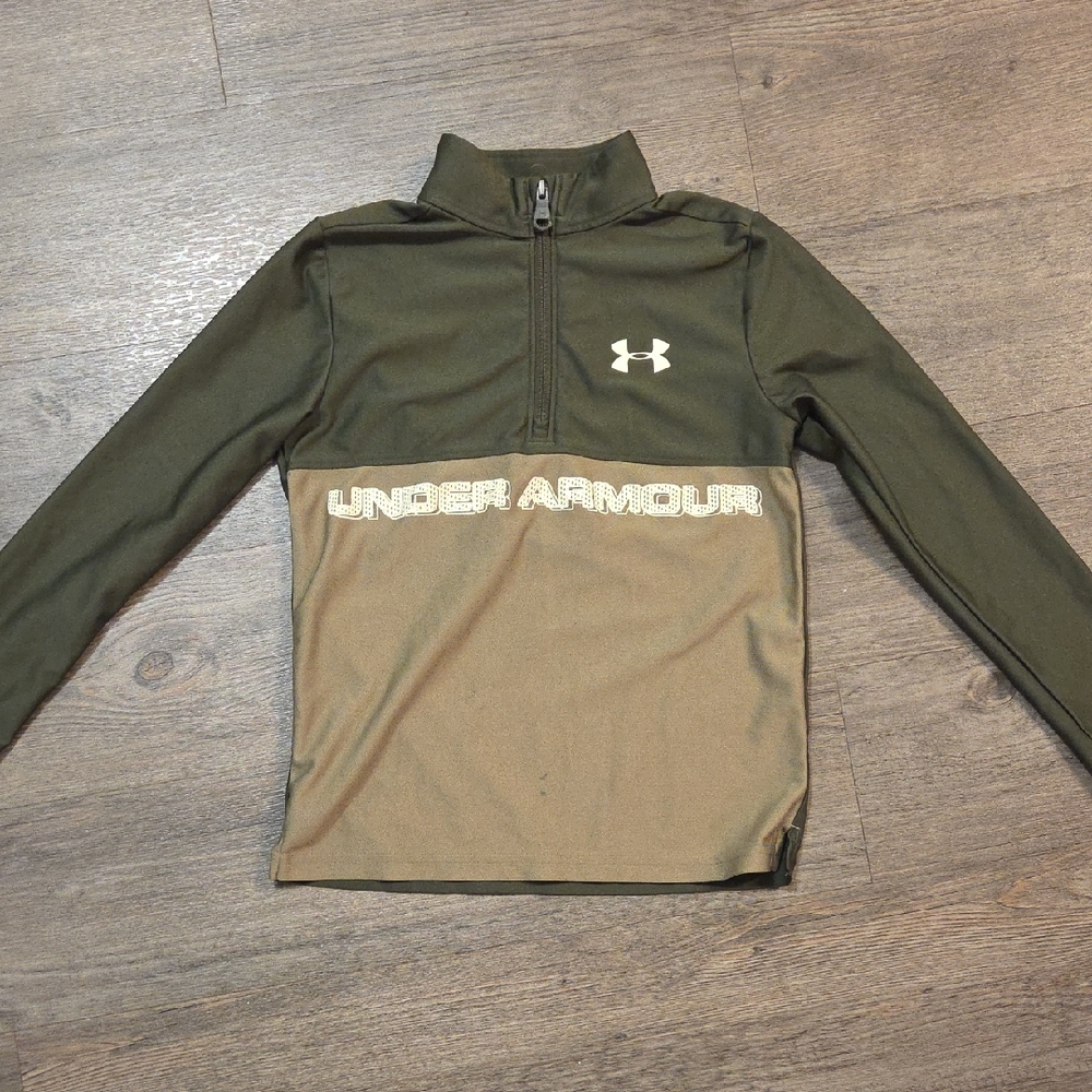 3 for $15 / Under Armour • Olive Half-Zip Pullover